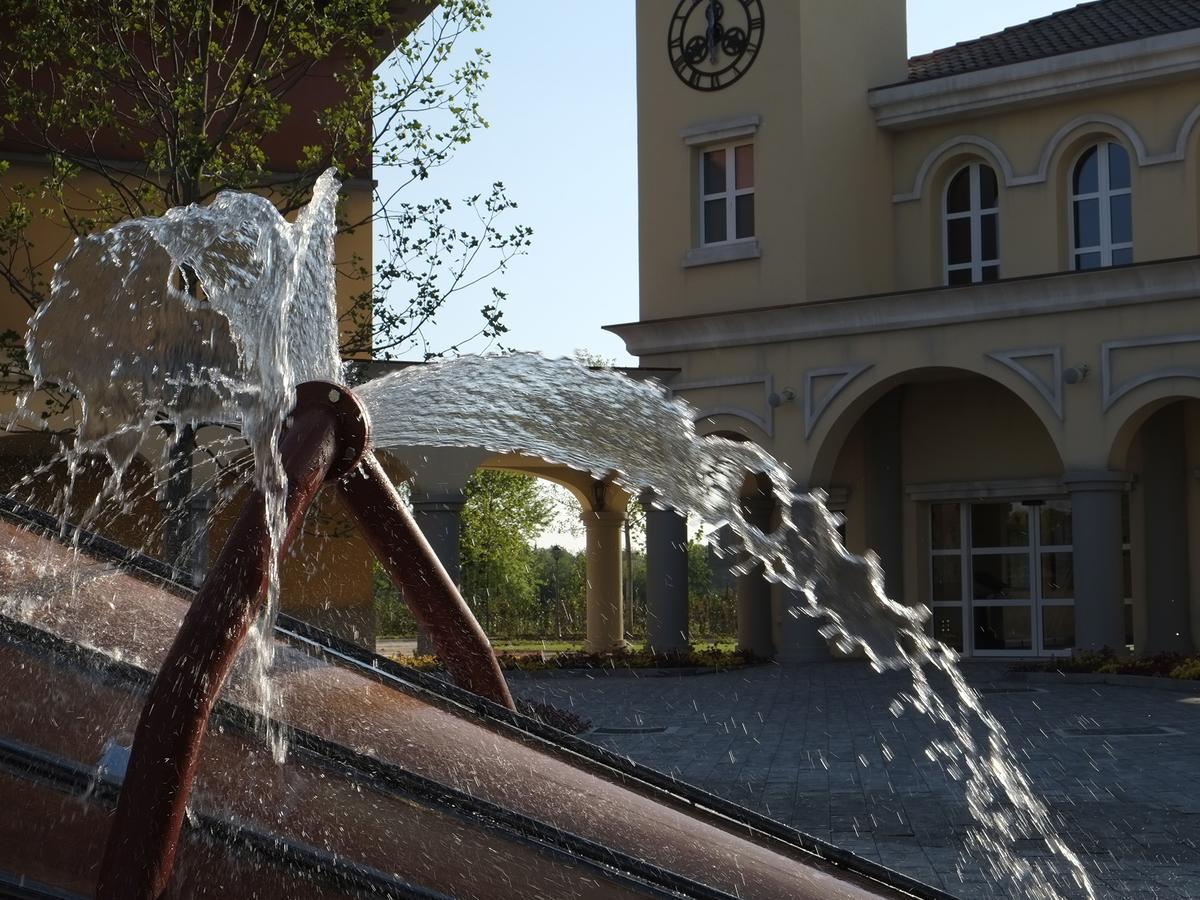 Gardaland Adventure Hotel Castelnuovo del Garda Εξωτερικό φωτογραφία
